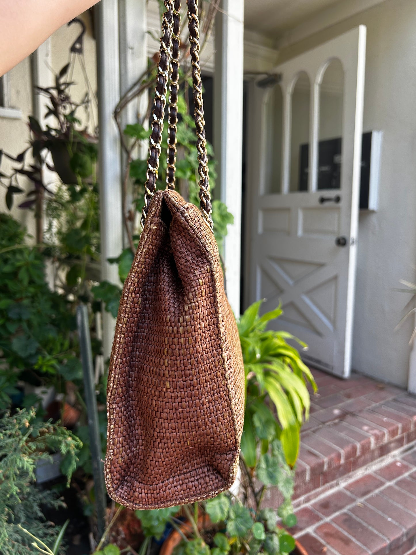 Chanel CC turnlock raffia tote