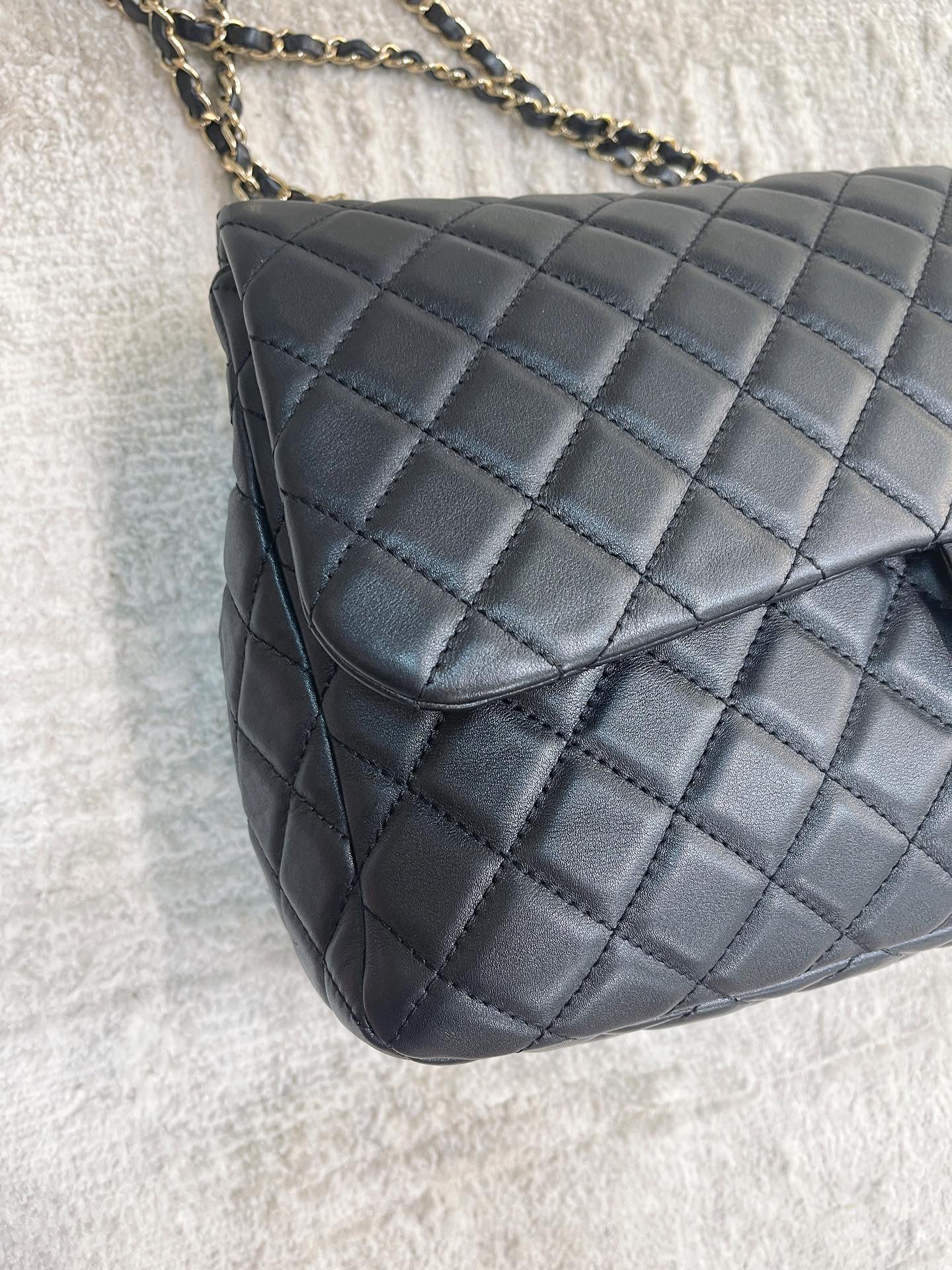 Chanel supermodel airline XXL flap bag