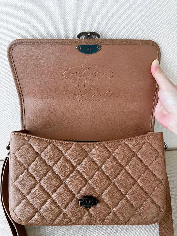 Chanel caramel tri leather flap bag