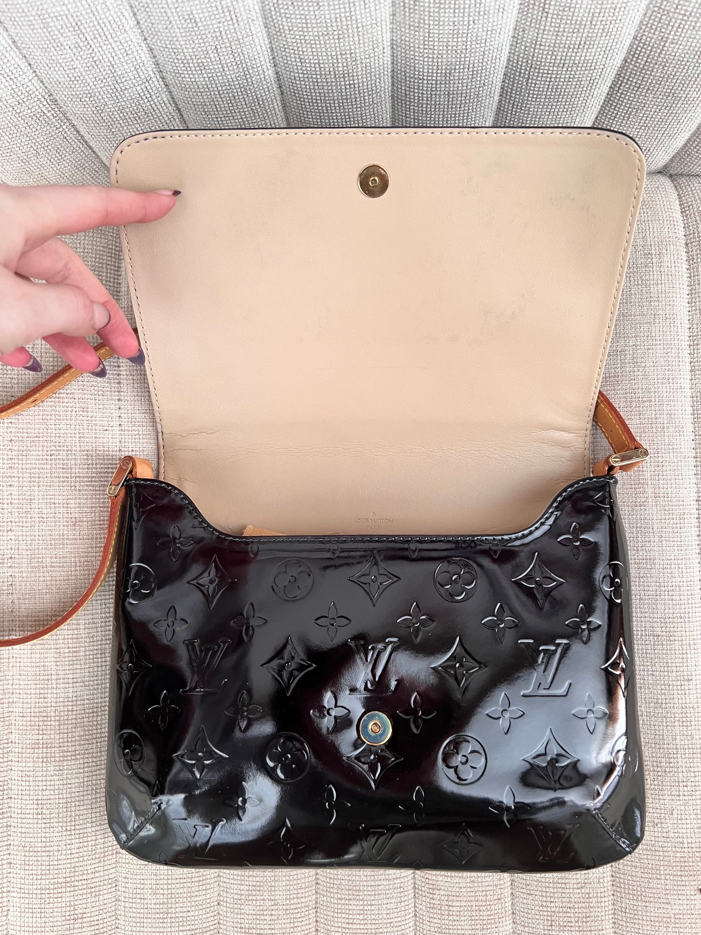 LV black Vernis musette shoulder bag