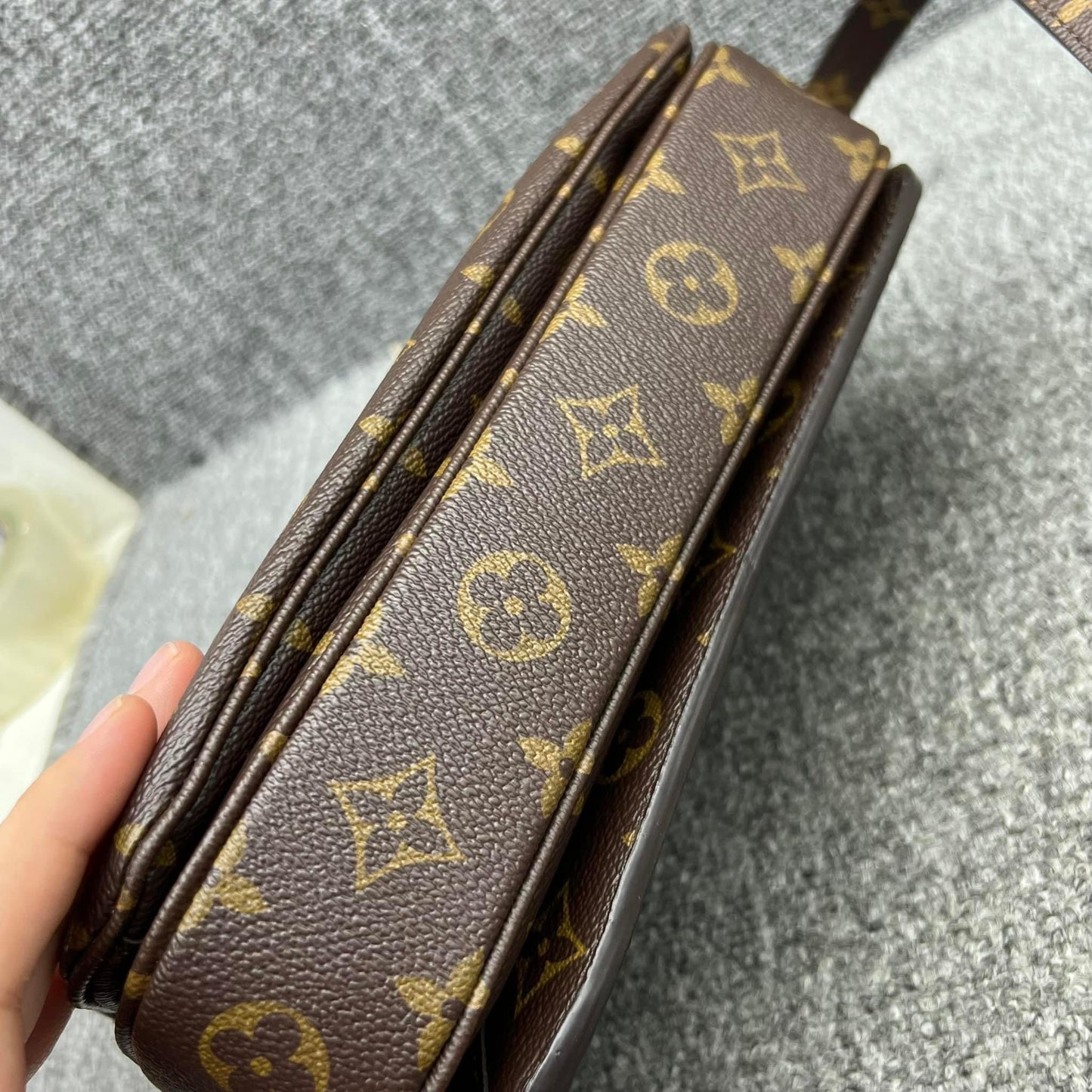 Louis Vuitton monogram pochette Métis bag