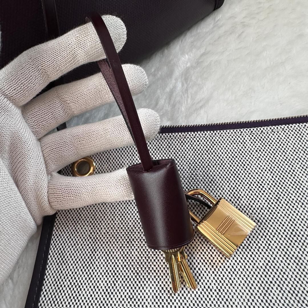 Hermes herbag 31 Rouge Sellier Vache Hunter Coated Toile GHW ST:Z