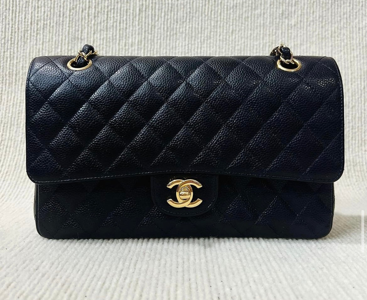 Chanel black caviar medium classic flap GHW