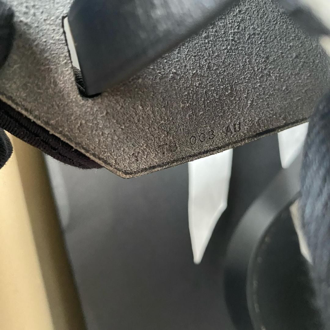 Hermes Herbag Zip PM 31 Limited
Noir