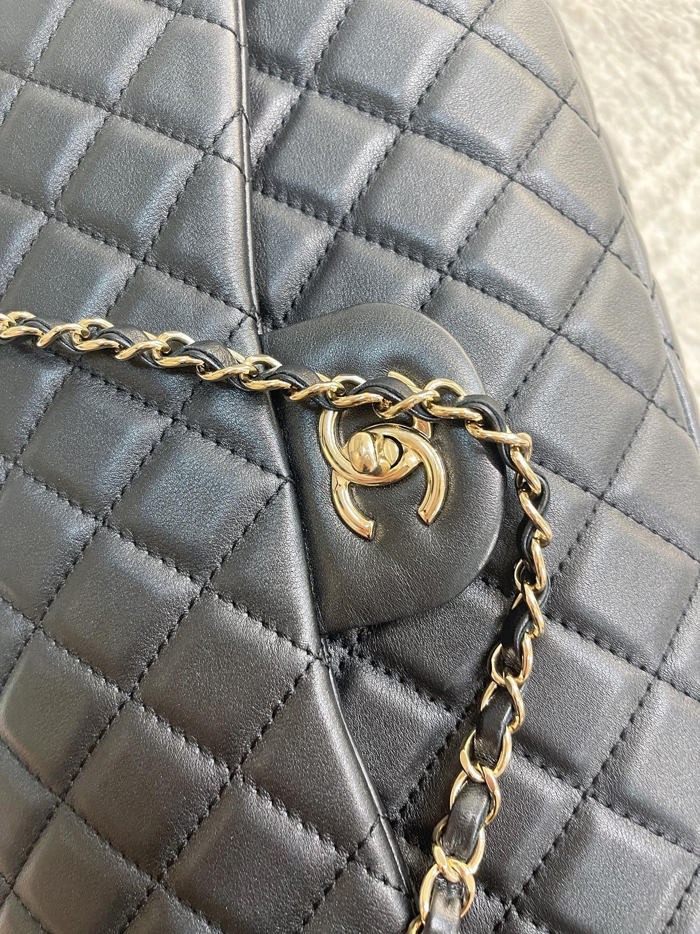Chanel supermodel airline XXL flap bag