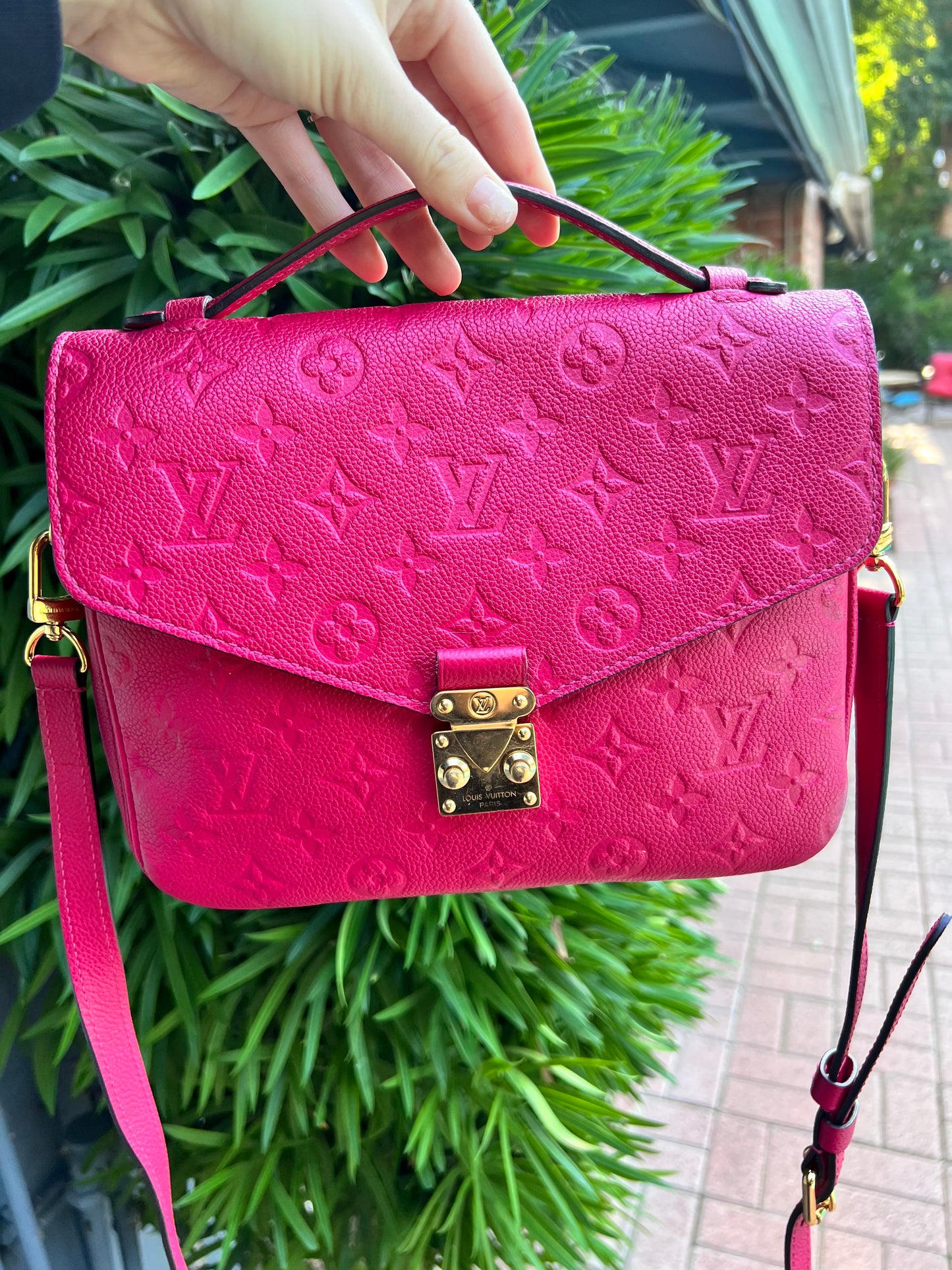 Louis Vuitton freesia empreinte pochette metis bag