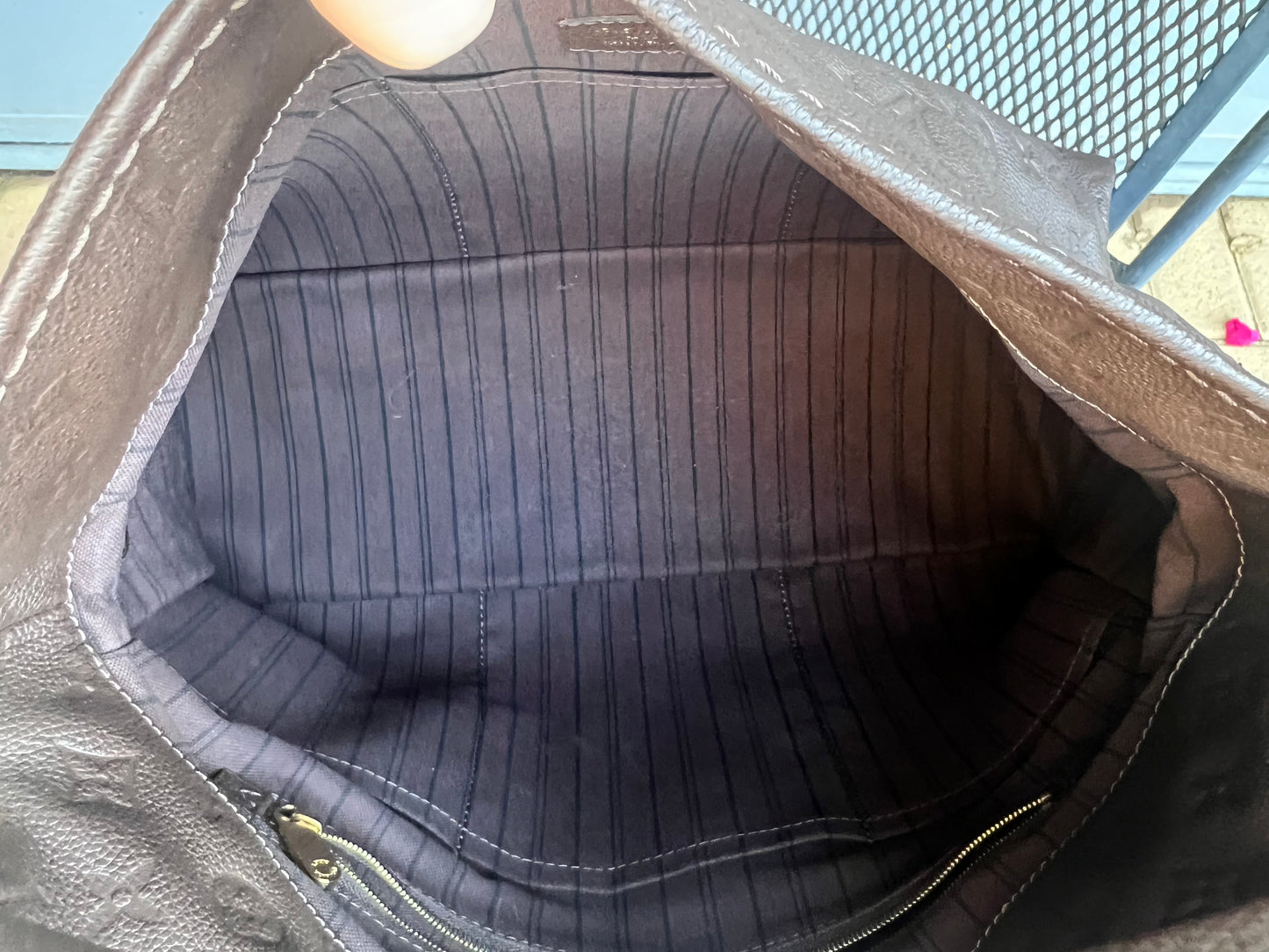 Louis Vuitton artsy empriente dark chocolate leather hobo MM tote