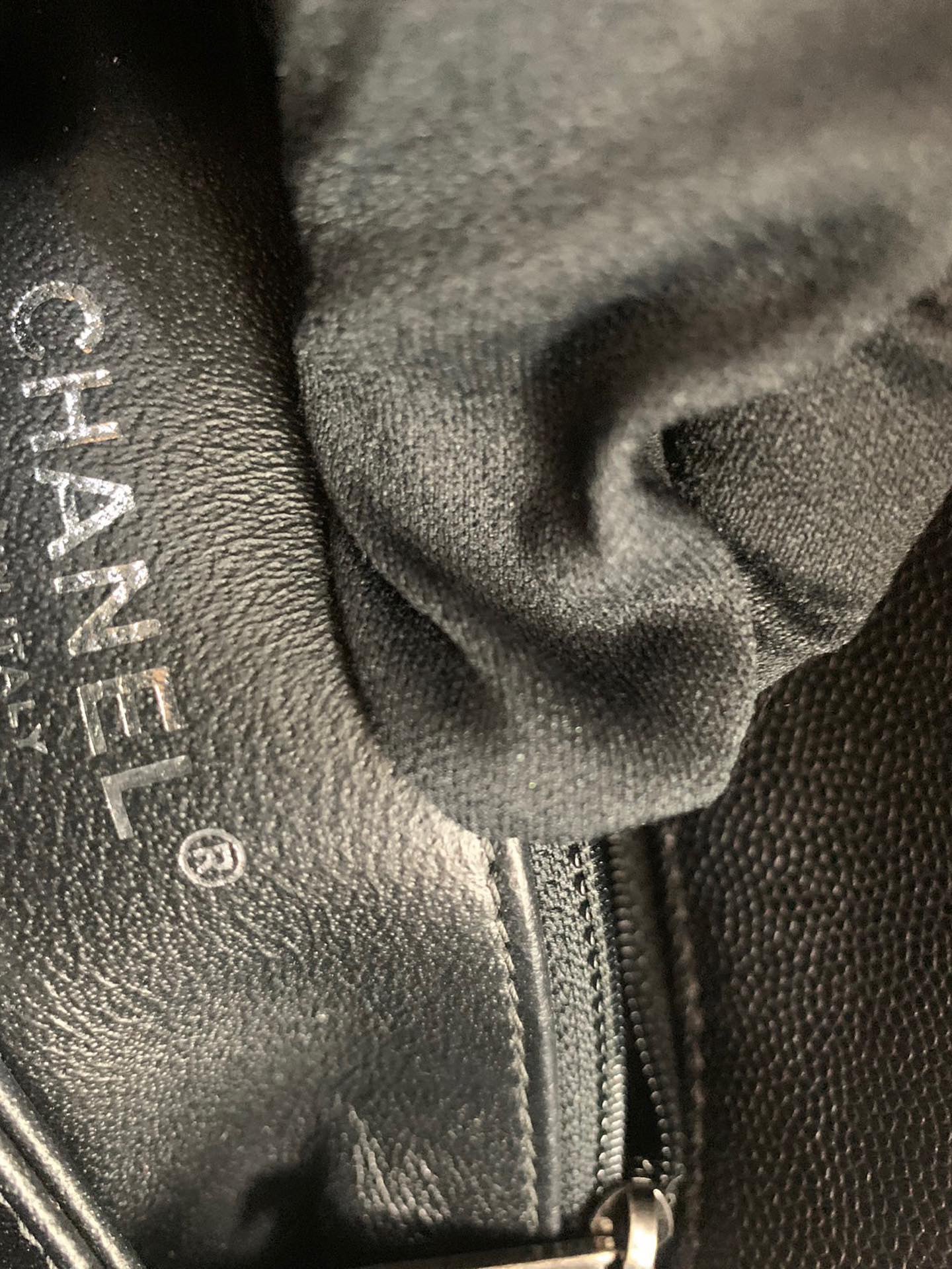 Chanel black caviar small coco handle RHW