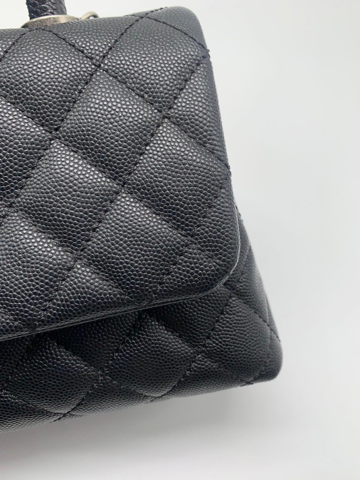 Chanel black caviar small coco handle RHW
