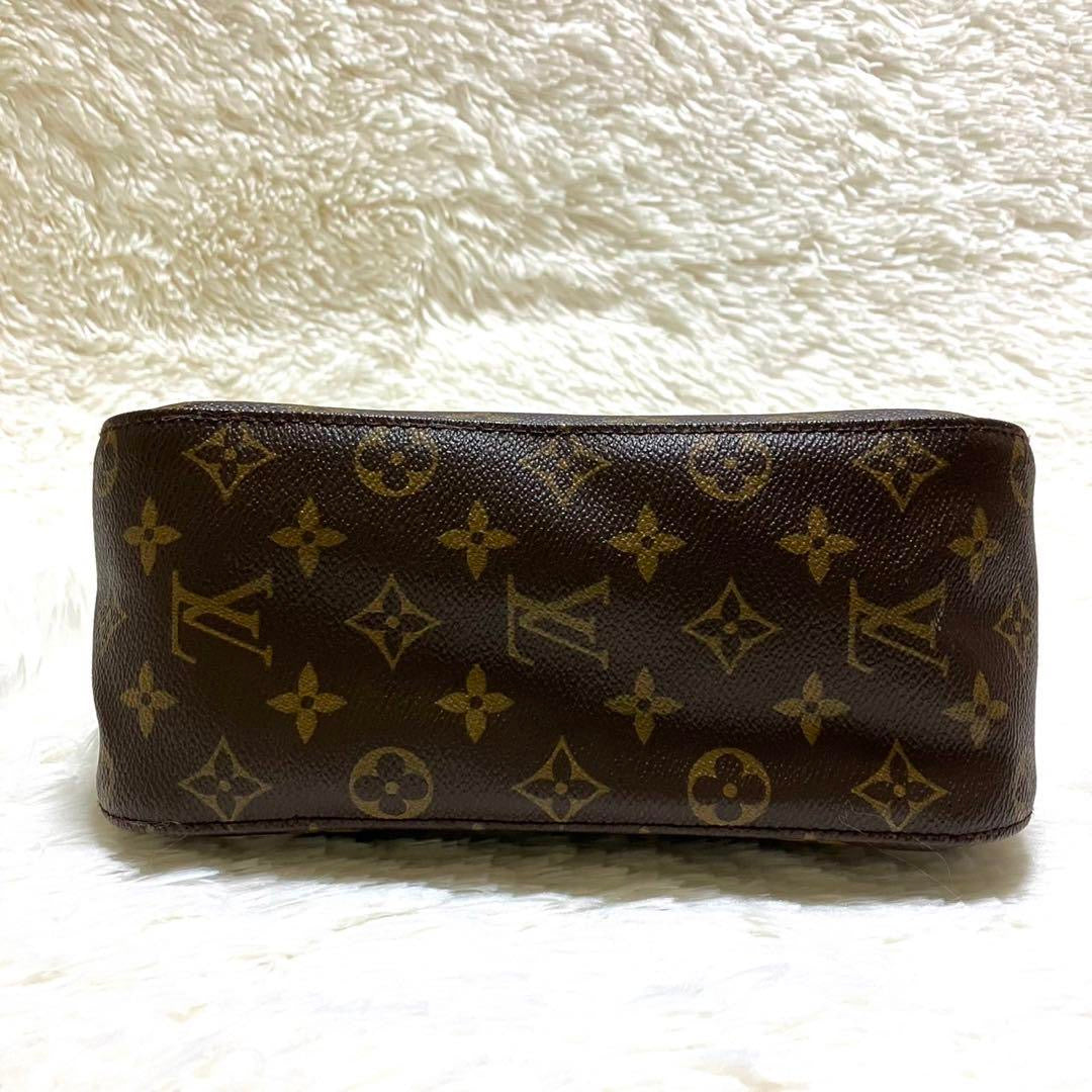 Louis Vuitton monogram looping MM shoulder tote