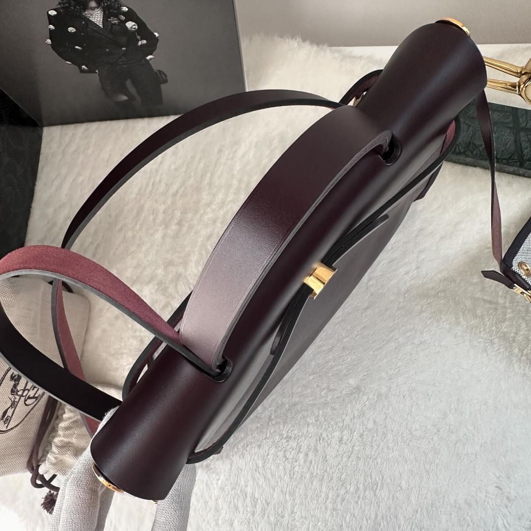 Hermes herbag 31 Rouge Sellier Vache Hunter Coated Toile GHW ST:Z