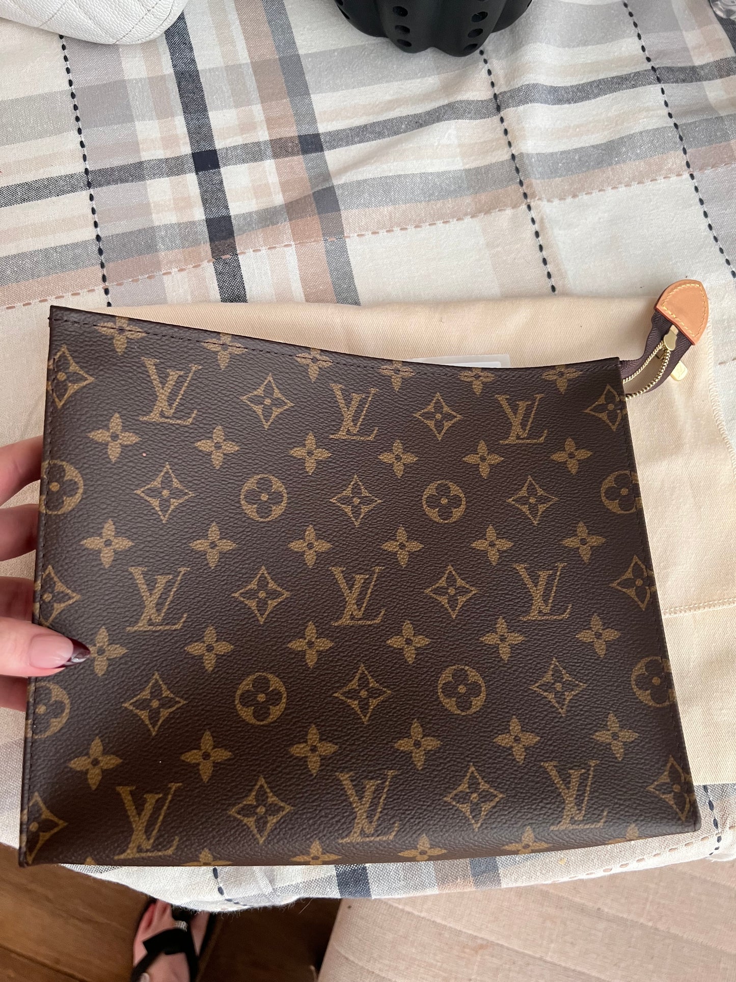 Louis Vuitton monogram toiletry 19 - Remaining balance!