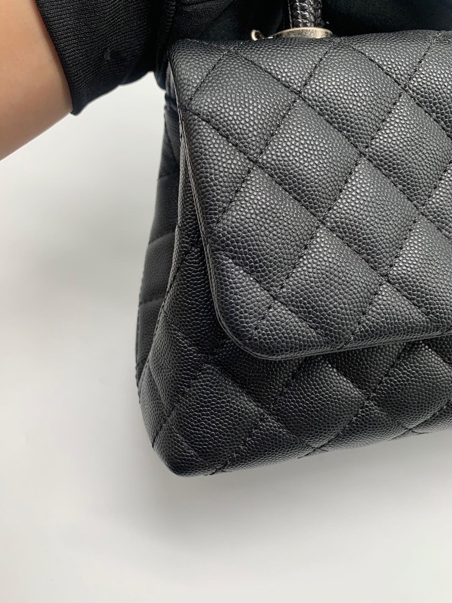 Chanel black caviar small coco handle RHW