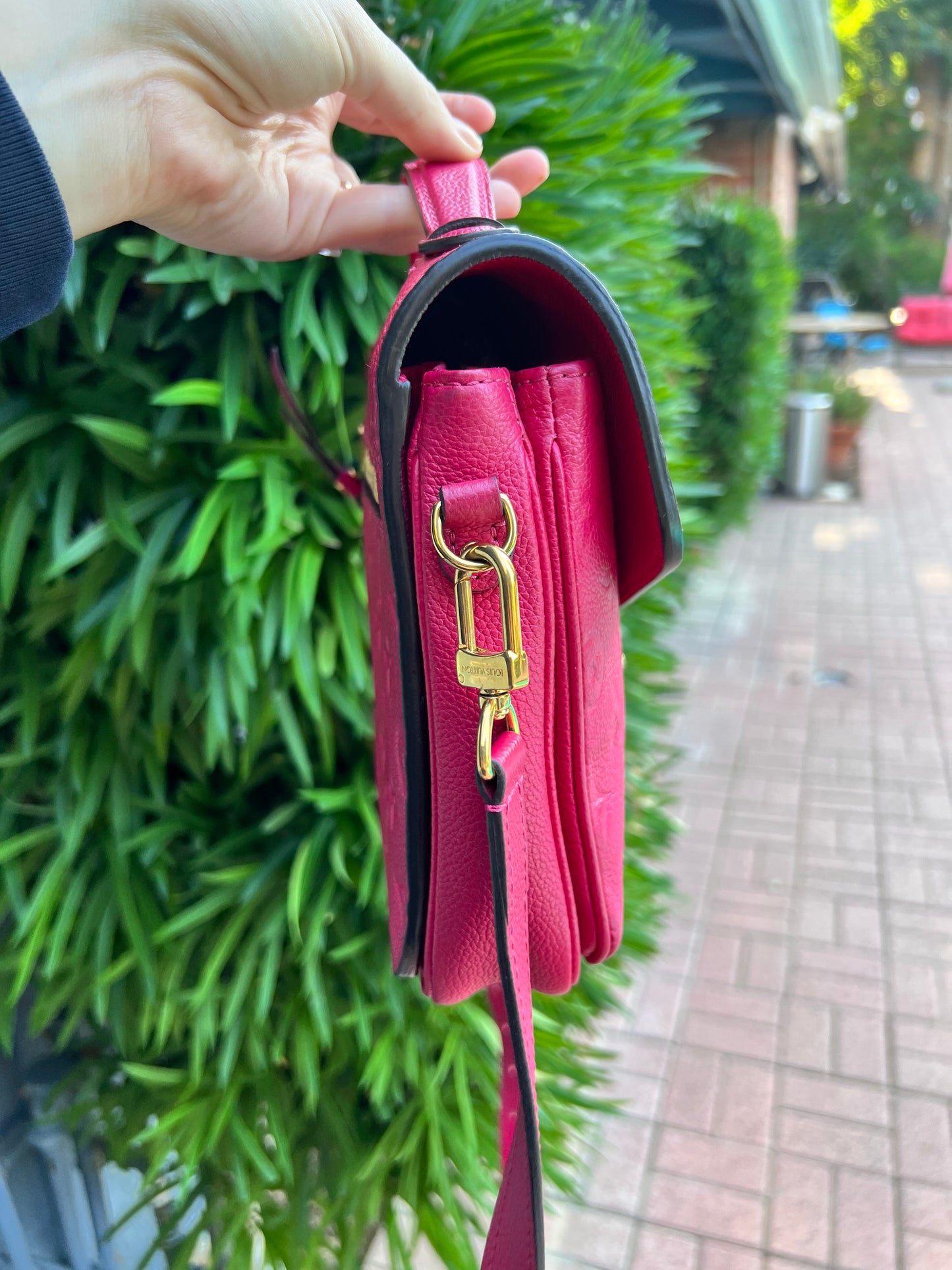 Louis Vuitton freesia empreinte pochette metis bag