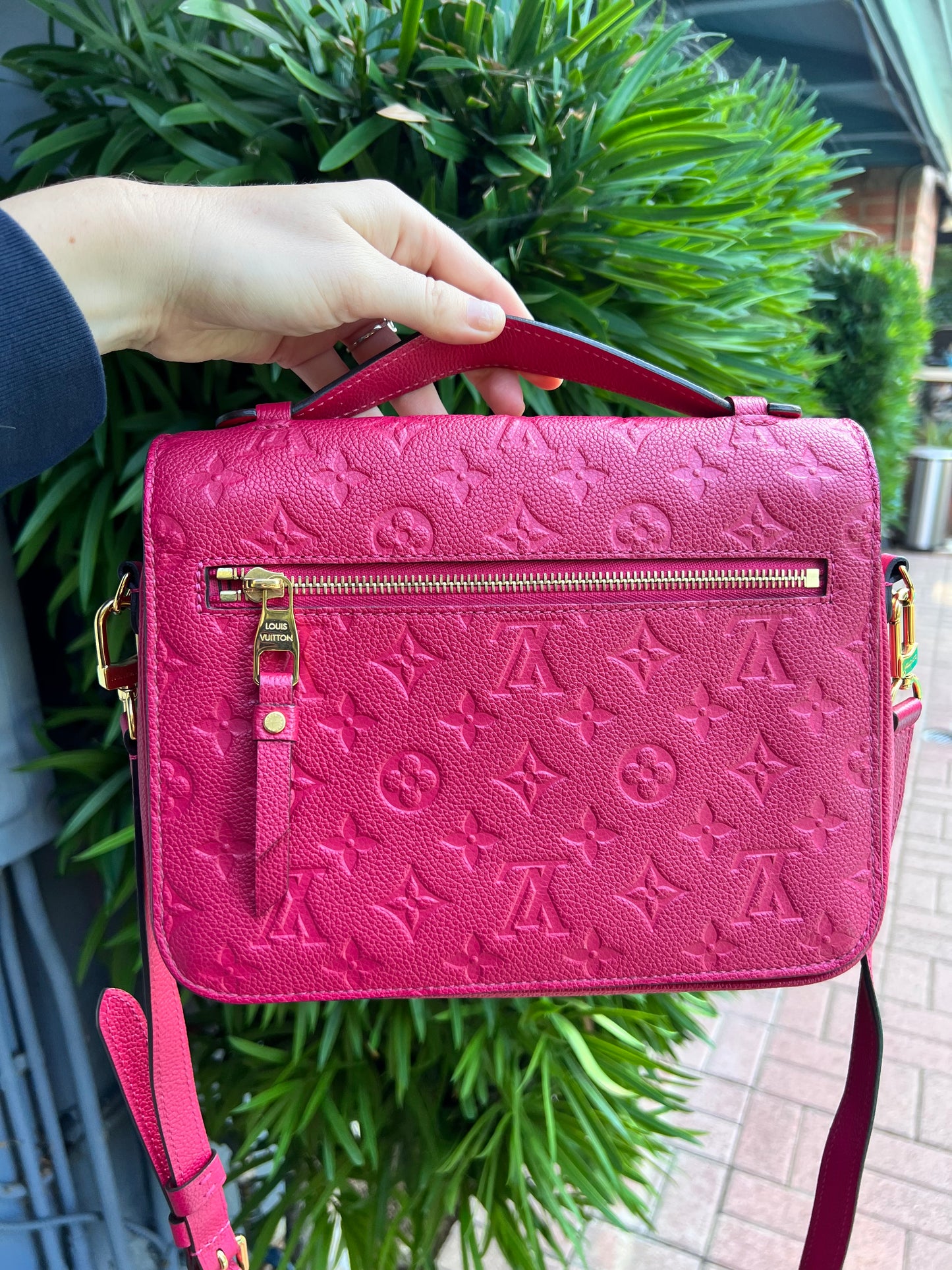 Louis Vuitton freesia empreinte pochette metis bag