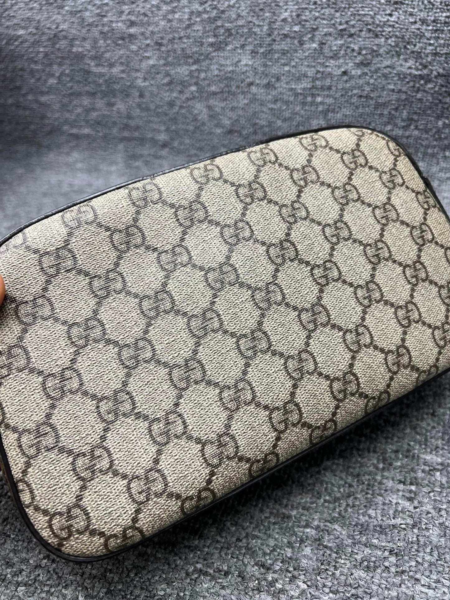 Gucci Neo GG supreme messenger bag