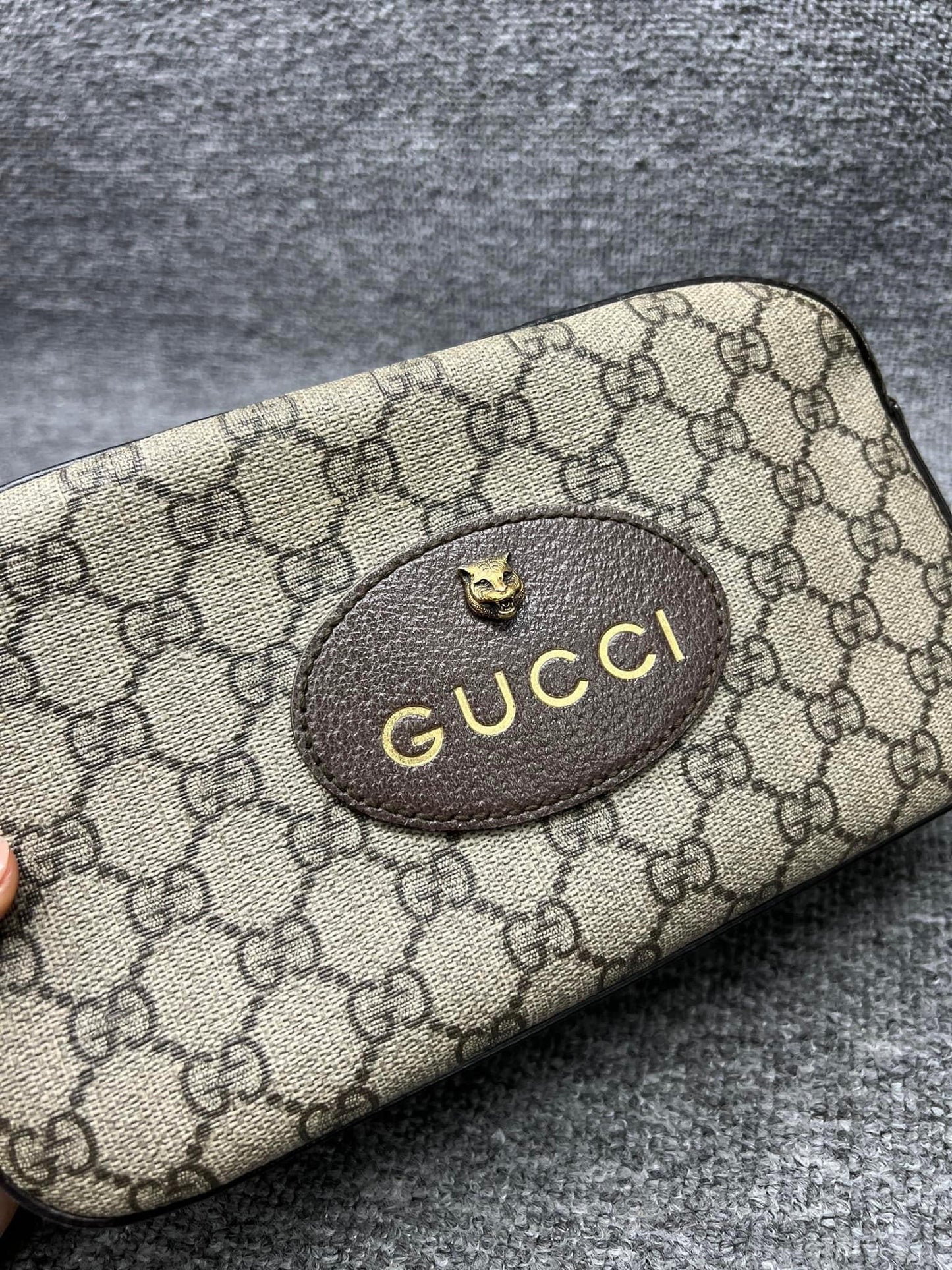 Gucci Neo GG supreme messenger bag