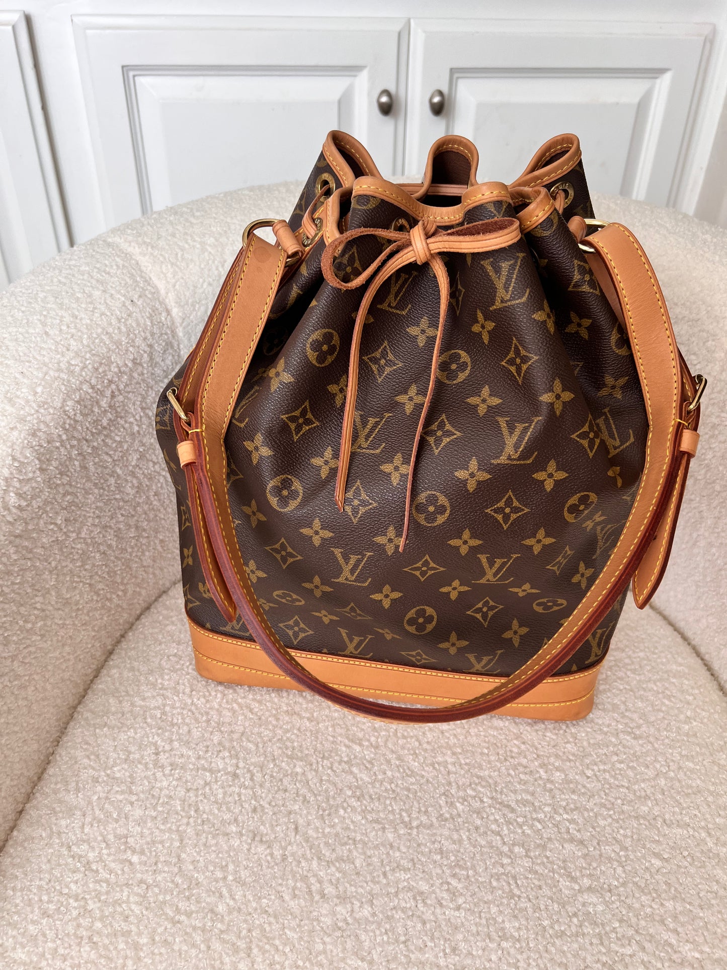 Louis Vuitton Monogram Noe GM shoulder bag