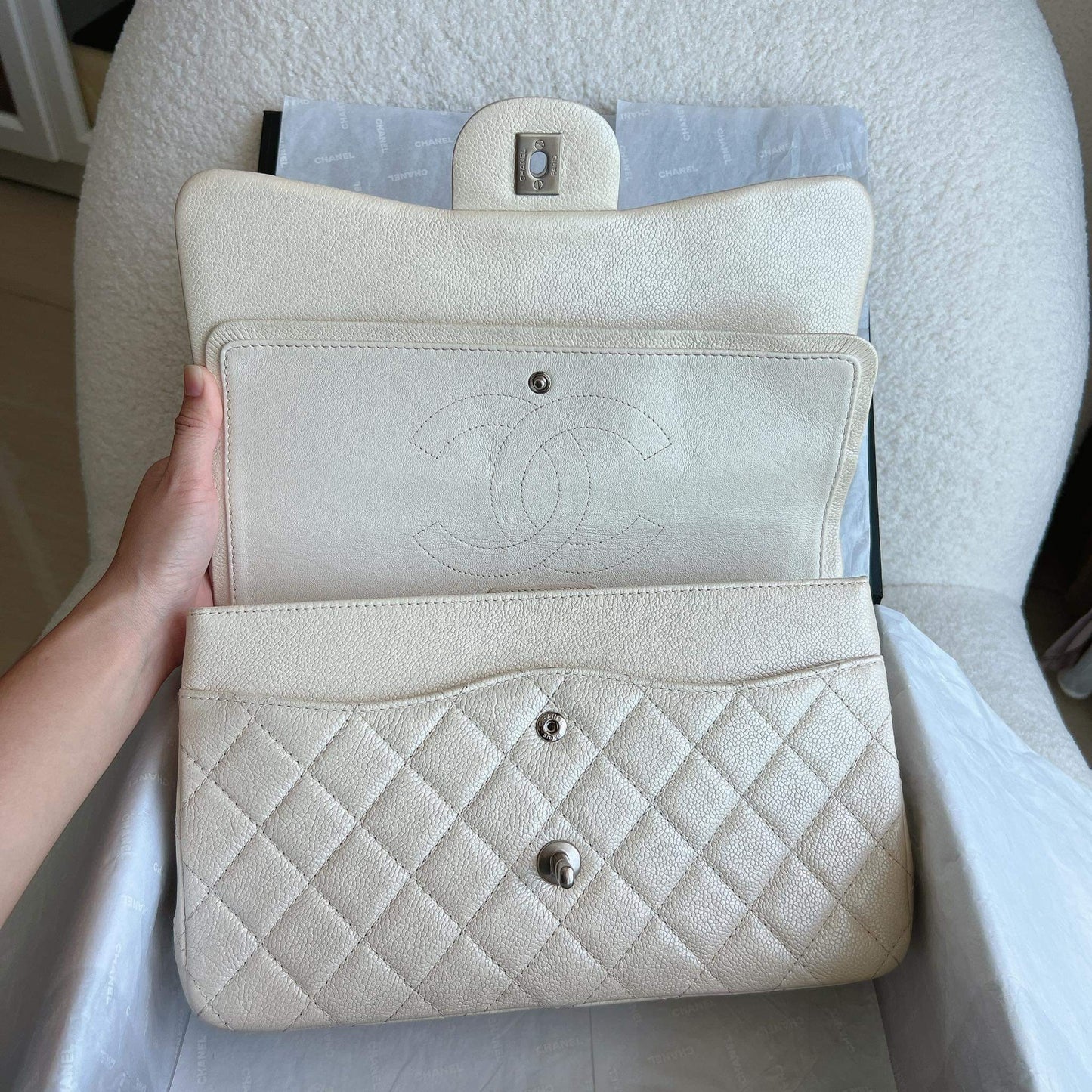 Chanel beige caviar jumbo double flap