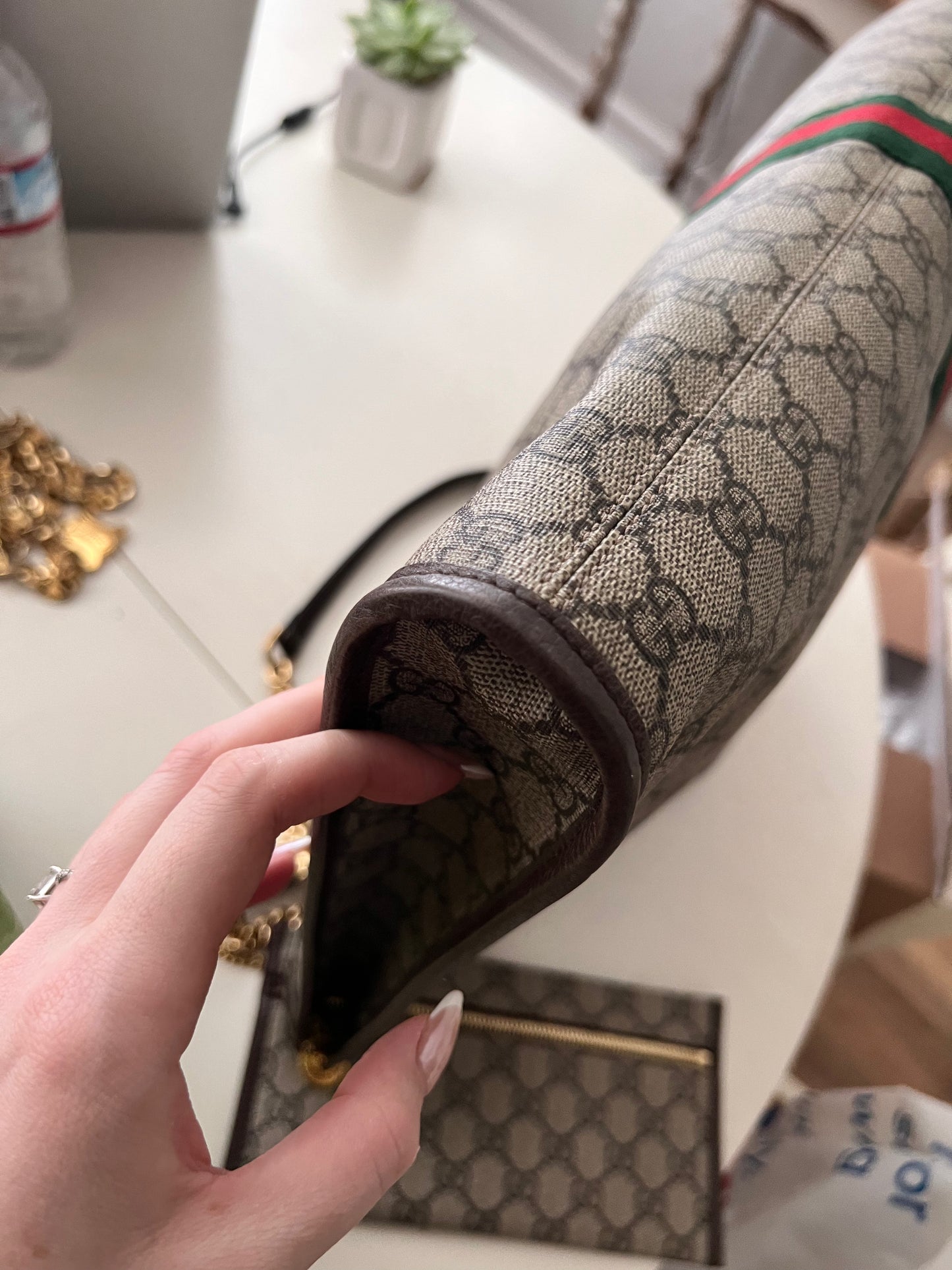 Gucci GG supreme tiger head large tote with pochette