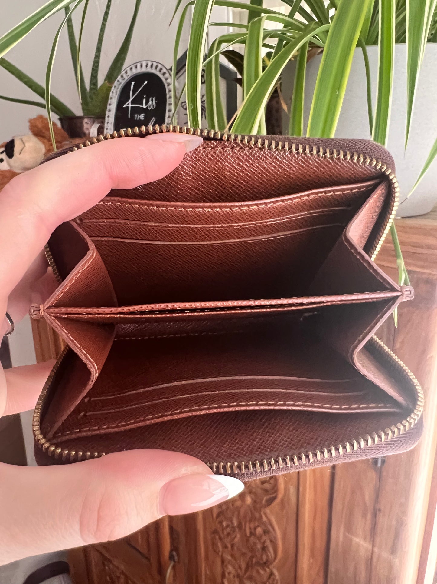 Louis Vuitton monogram zippy card coin compact, wallet
