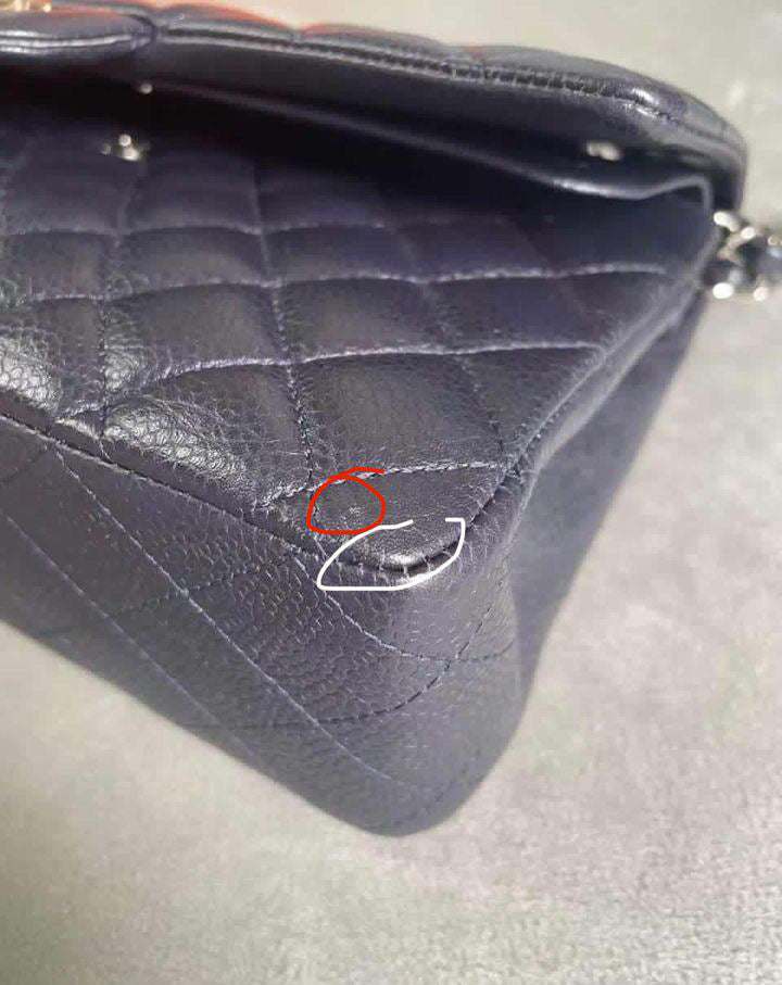 Chanel medium classic flap navy caviar SHW