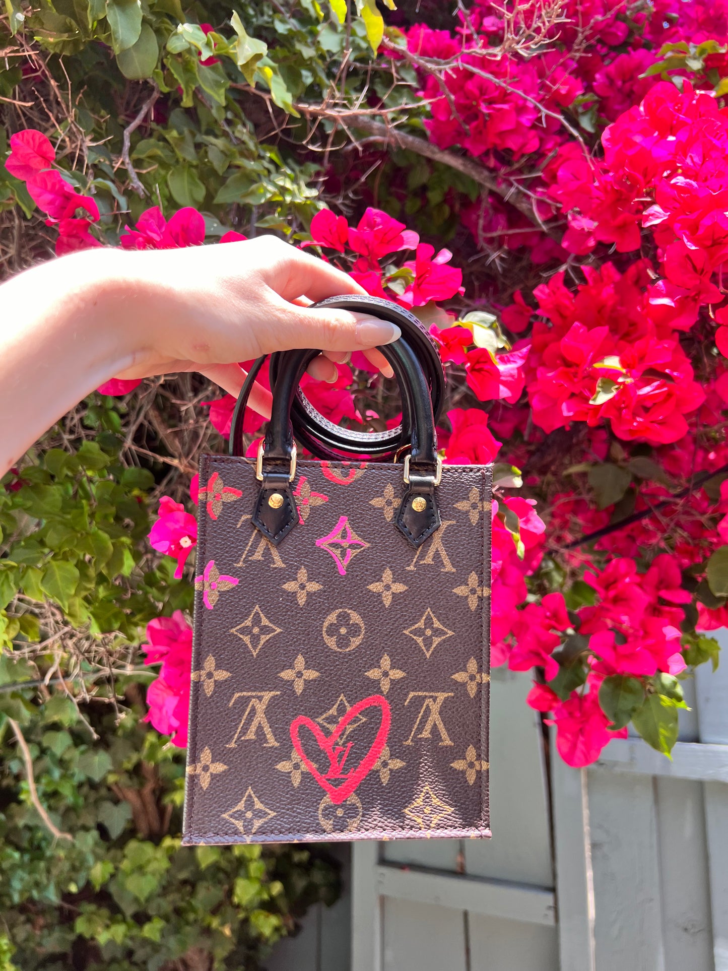 Louis Vuitton Limited Edition Fall in love mini sac plat