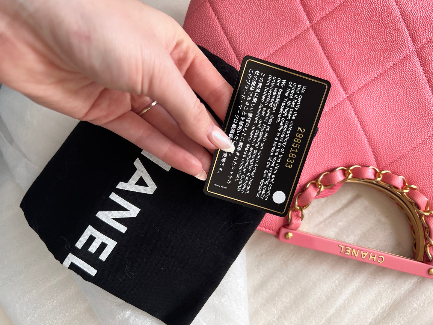 Rare! Chanel pink caviar large quilt cutout chain handle clutch