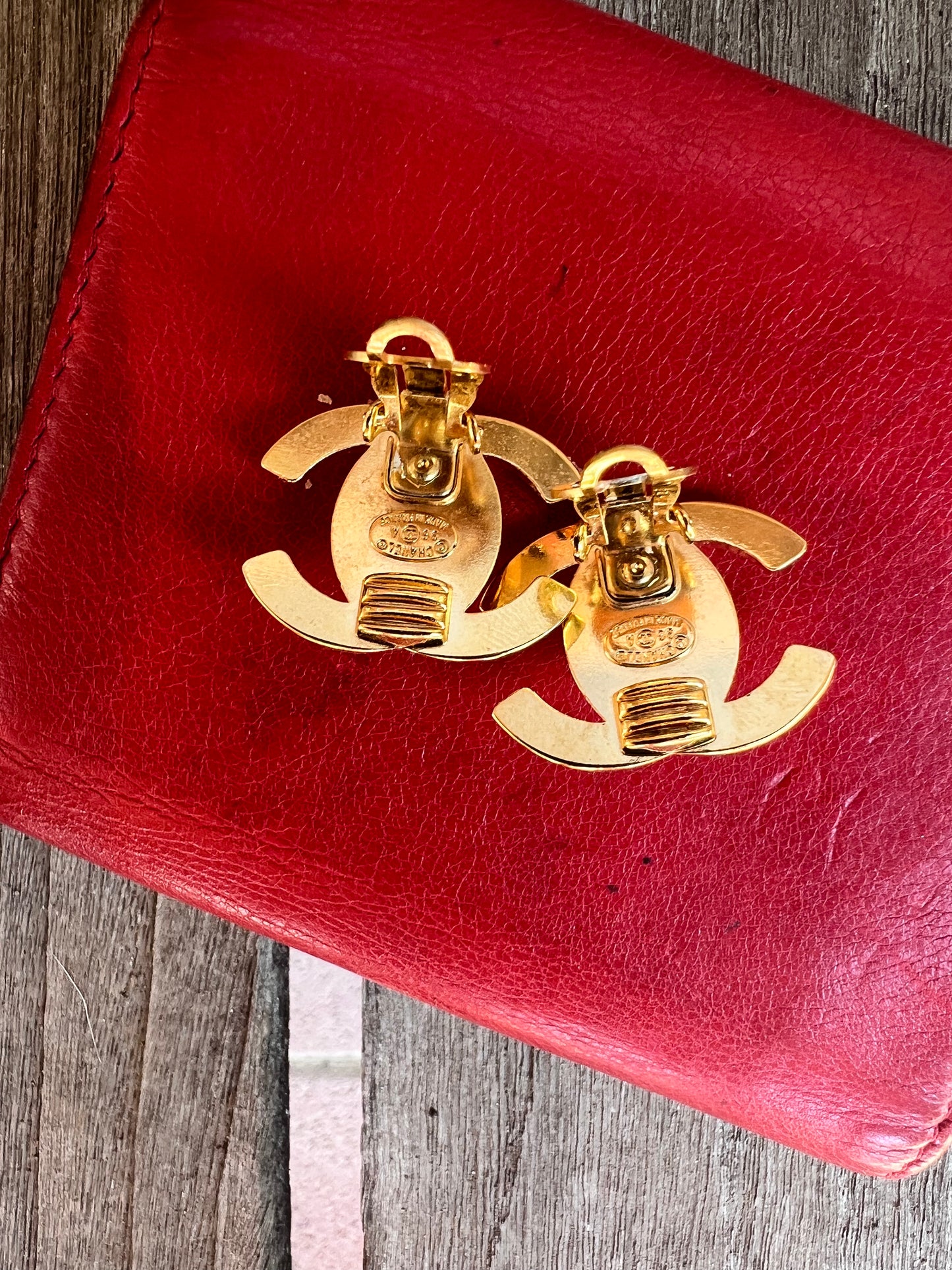 Chanel CC turn lock large earrings