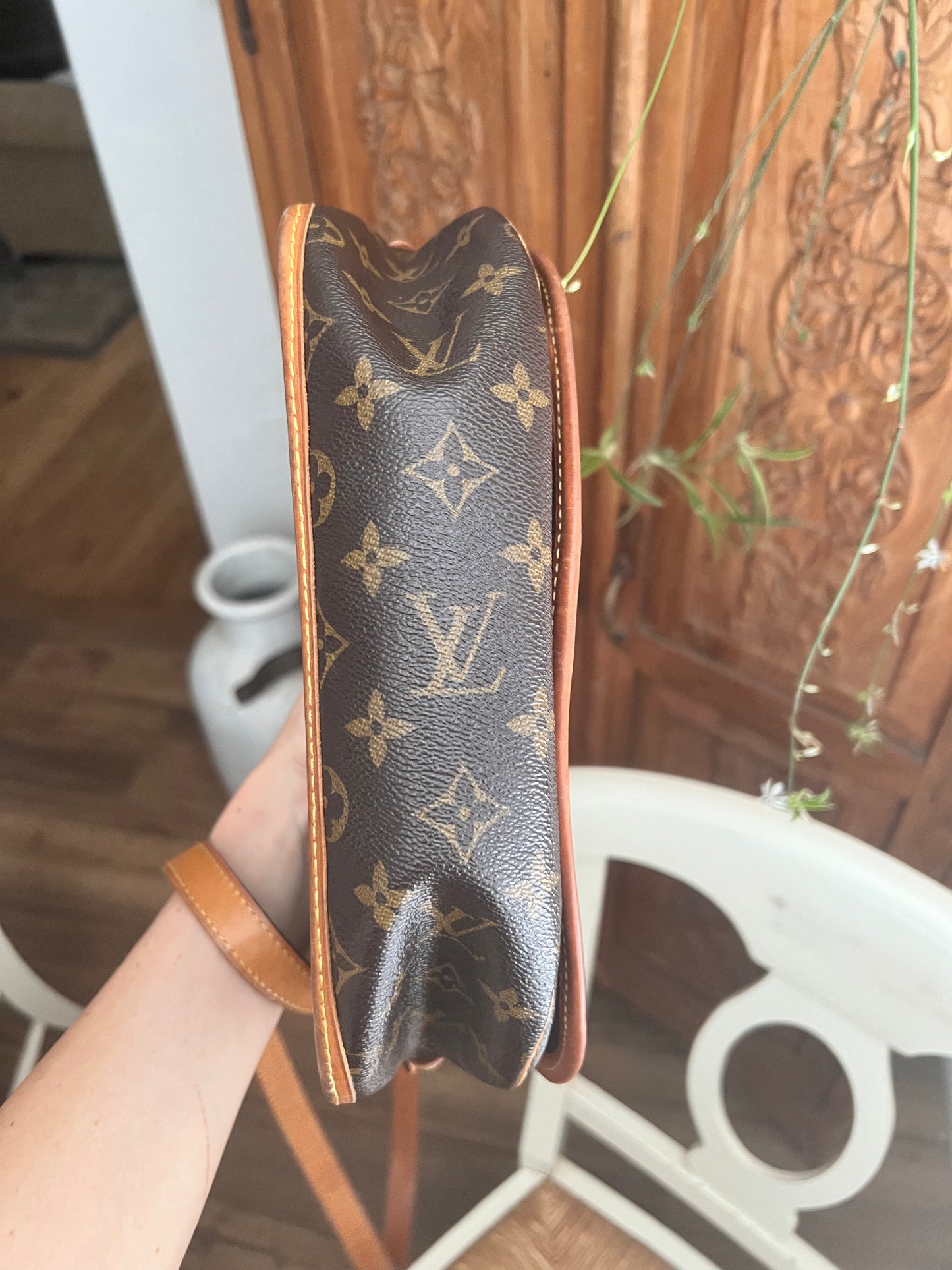 Louis Vuitton monogram Menilomontant crossbody messenger bag PM