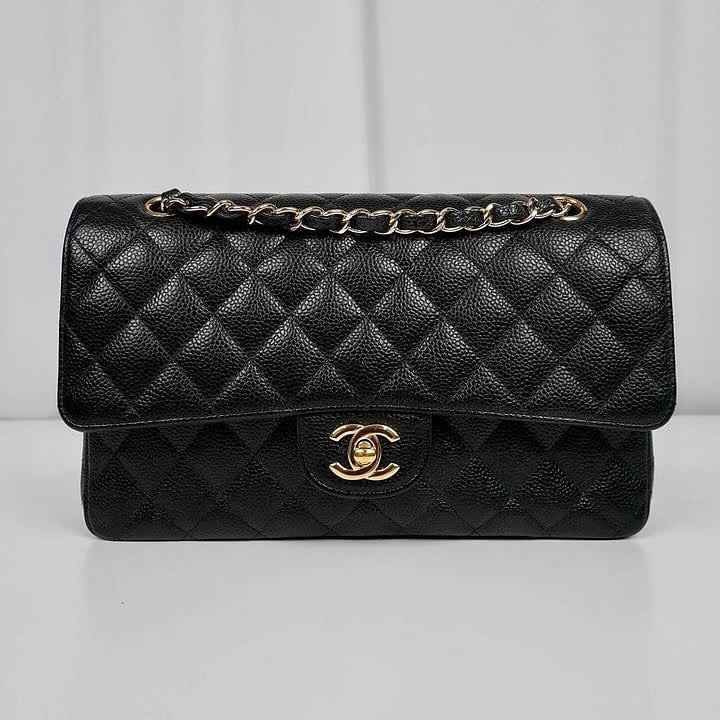 Chanel Black caviar GHW medium classic flap bag