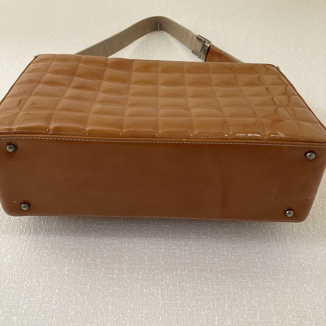 Chanel vintage chocolate bar shoulder bag