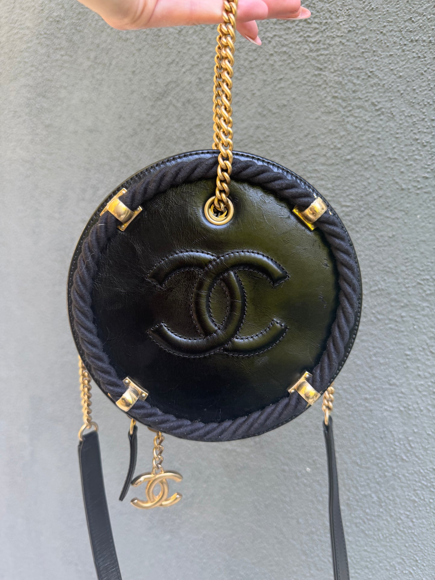 Chanel cruise filigree round glazed calfskin two way