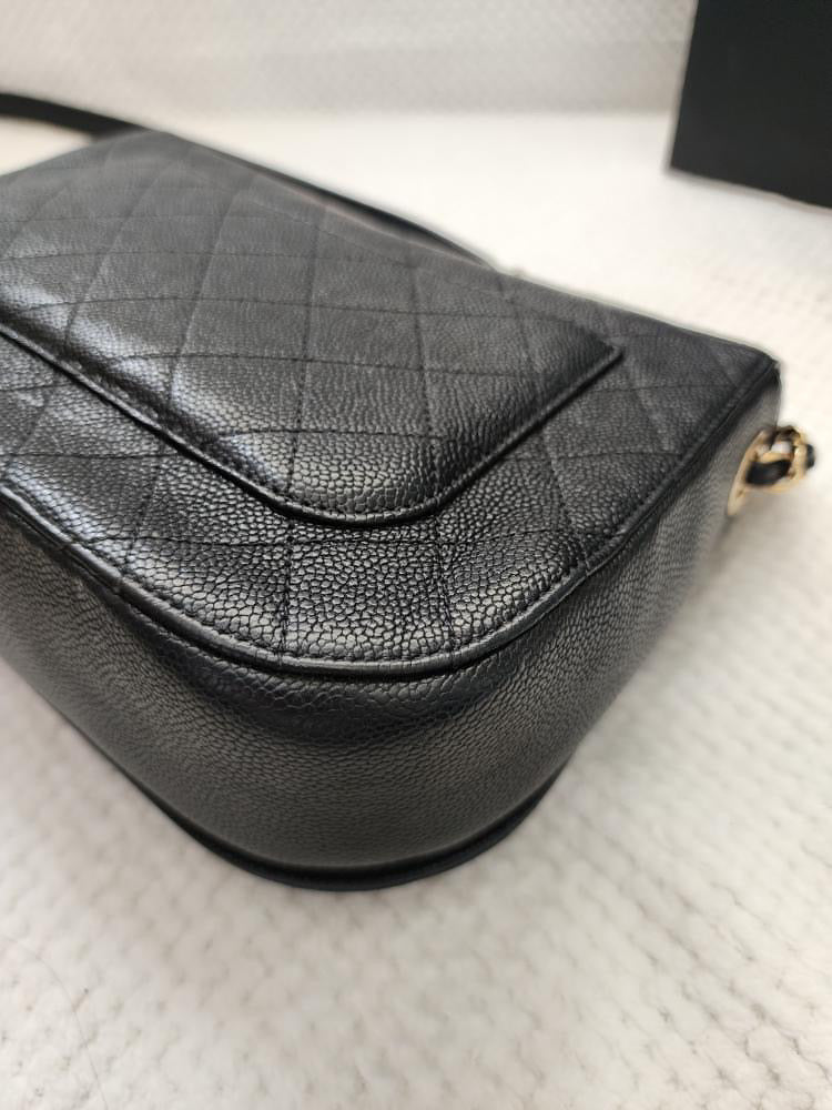 Chanel CC black caviar logo chain flap bag GHW