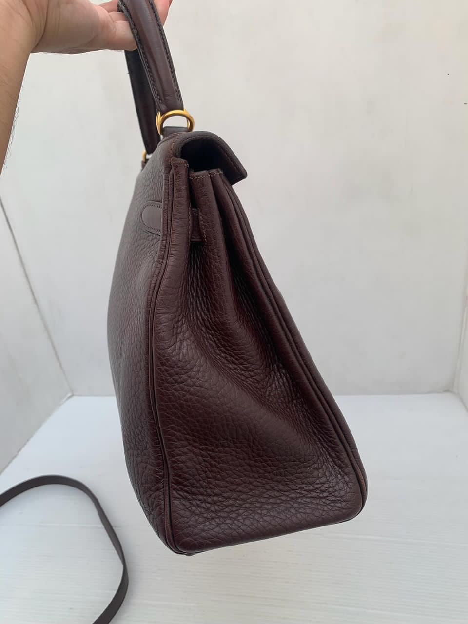 Hermes Kelly 32 chocolate fjord leather GHW stamp G square