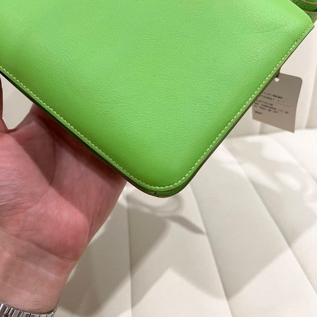 Hermes Constance 18 granny apple green swift GHW