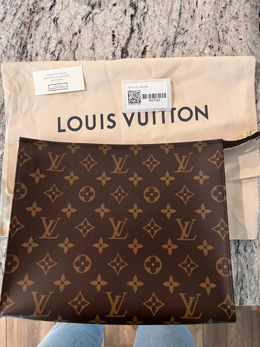 Louis Vuitton monogram toiletry 19 - Remaining balance!