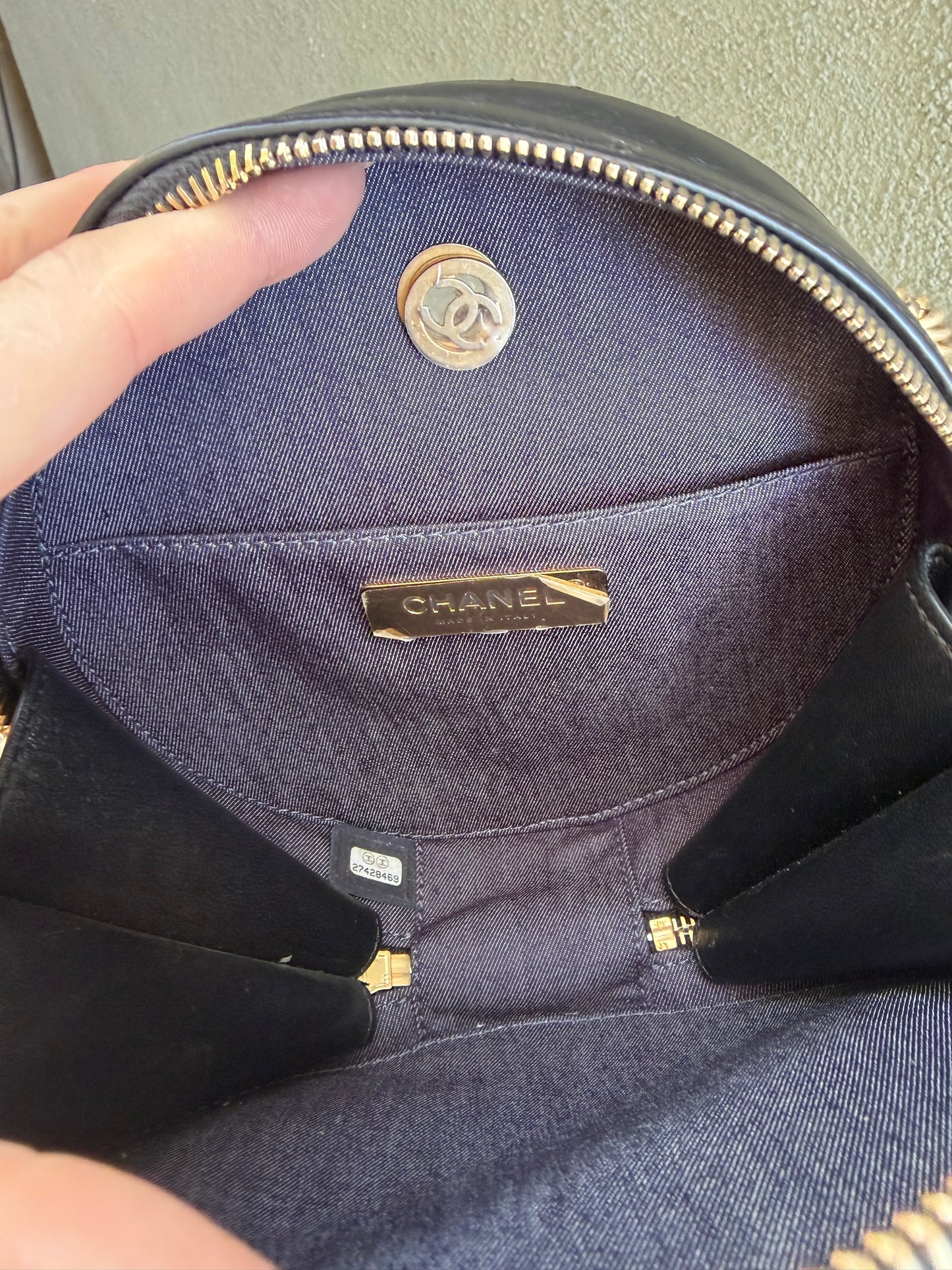 Chanel cruise filigree round glazed calfskin two way