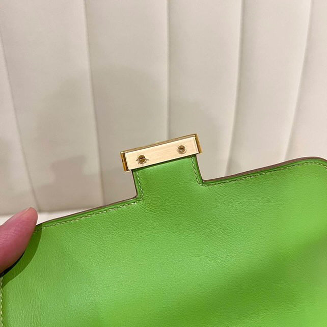 Hermes Constance 18 granny apple green swift GHW