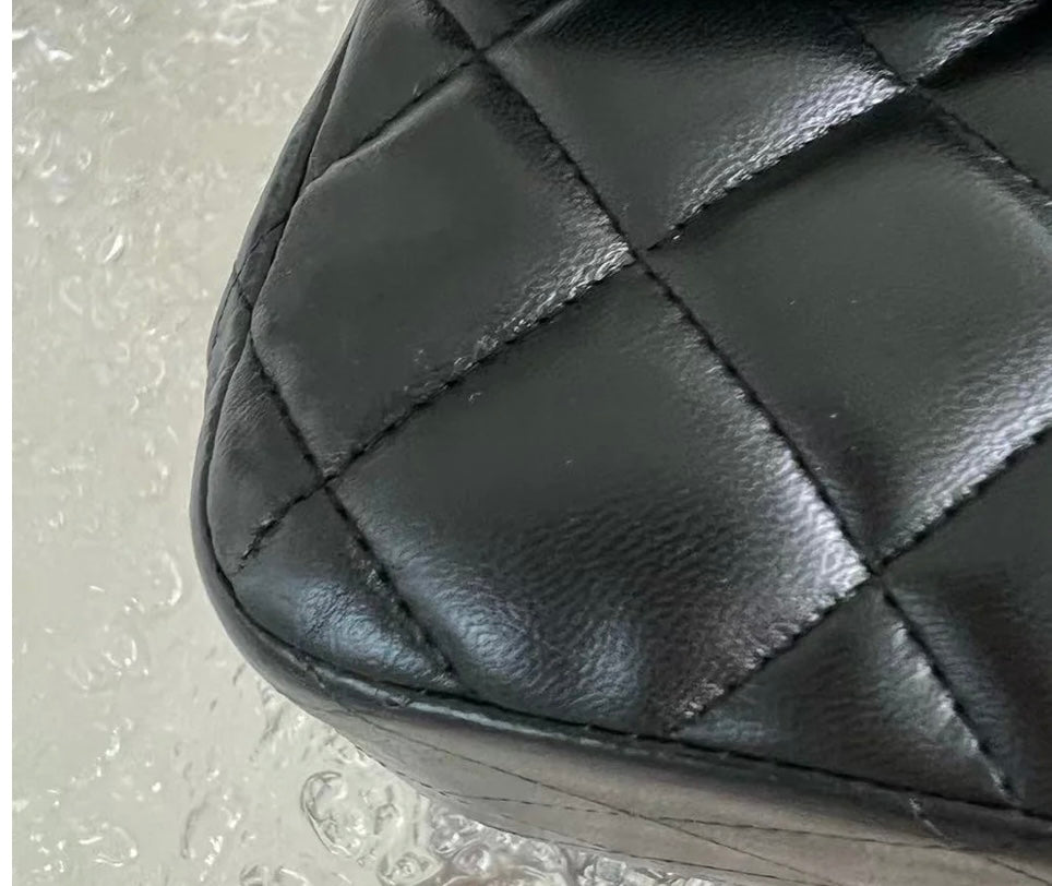 Chanel jumbo double flap black lambskin GHW