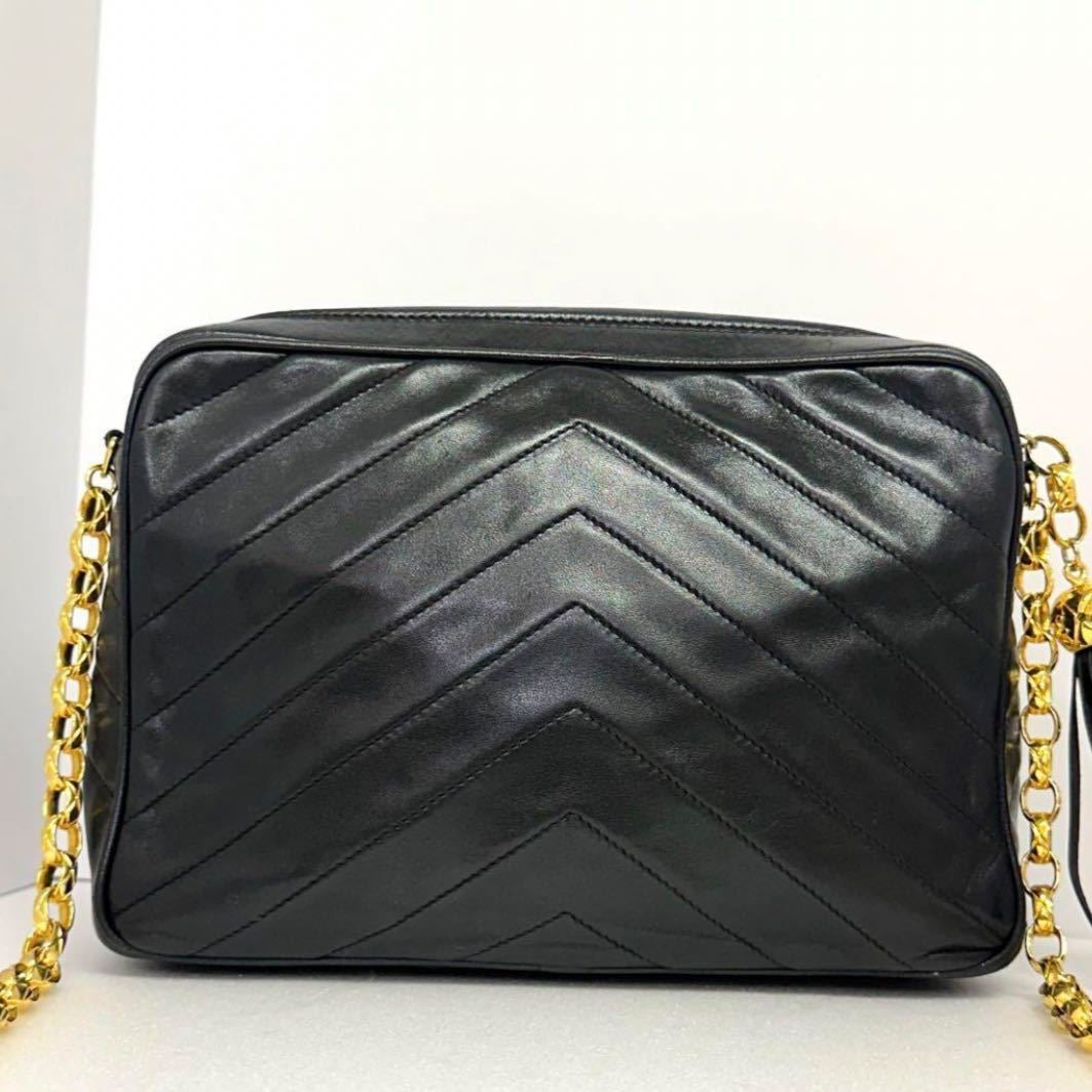 Chanel vintage chevron black lambskin camera bag with bijou chain