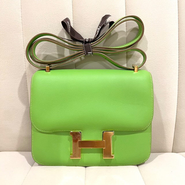 Hermes Constance 18 granny apple green swift GHW