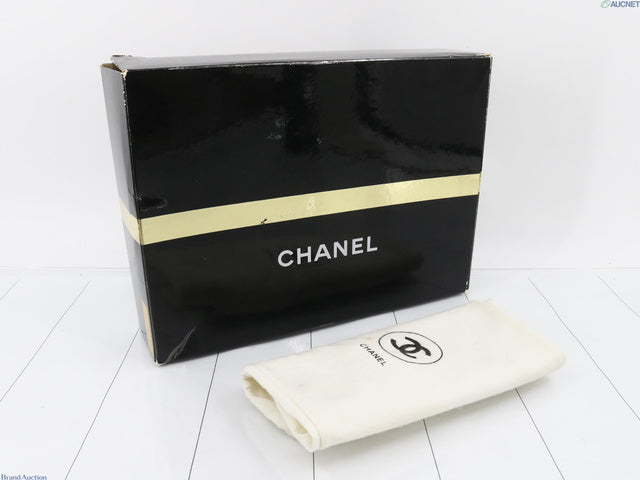 Vintage Chanel CC maxi flap