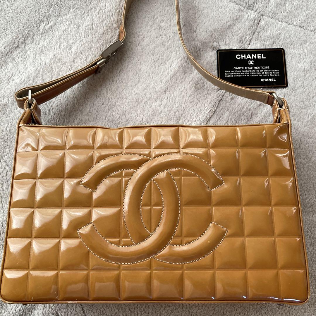 Chanel vintage chocolate bar shoulder bag