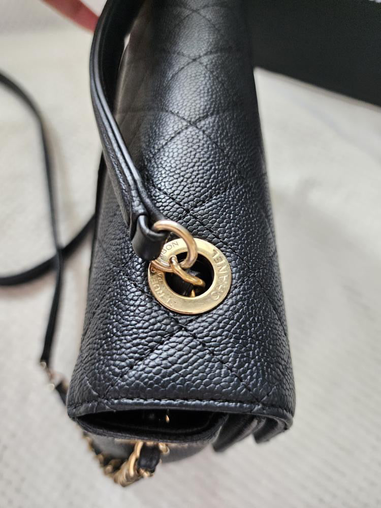 Chanel CC black caviar logo chain flap bag GHW