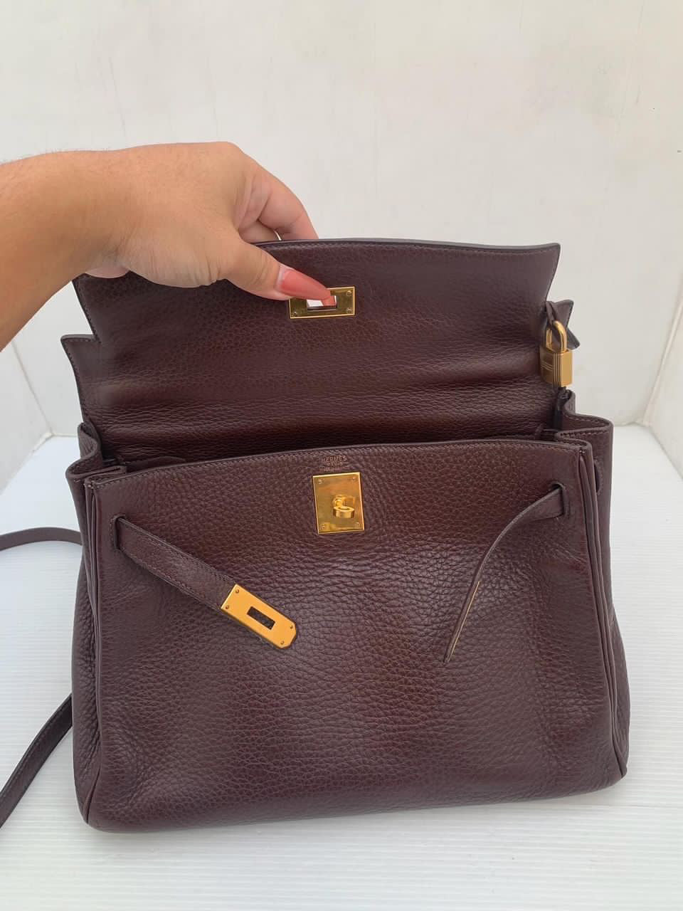 Hermes Kelly 32 chocolate fjord leather GHW stamp G square