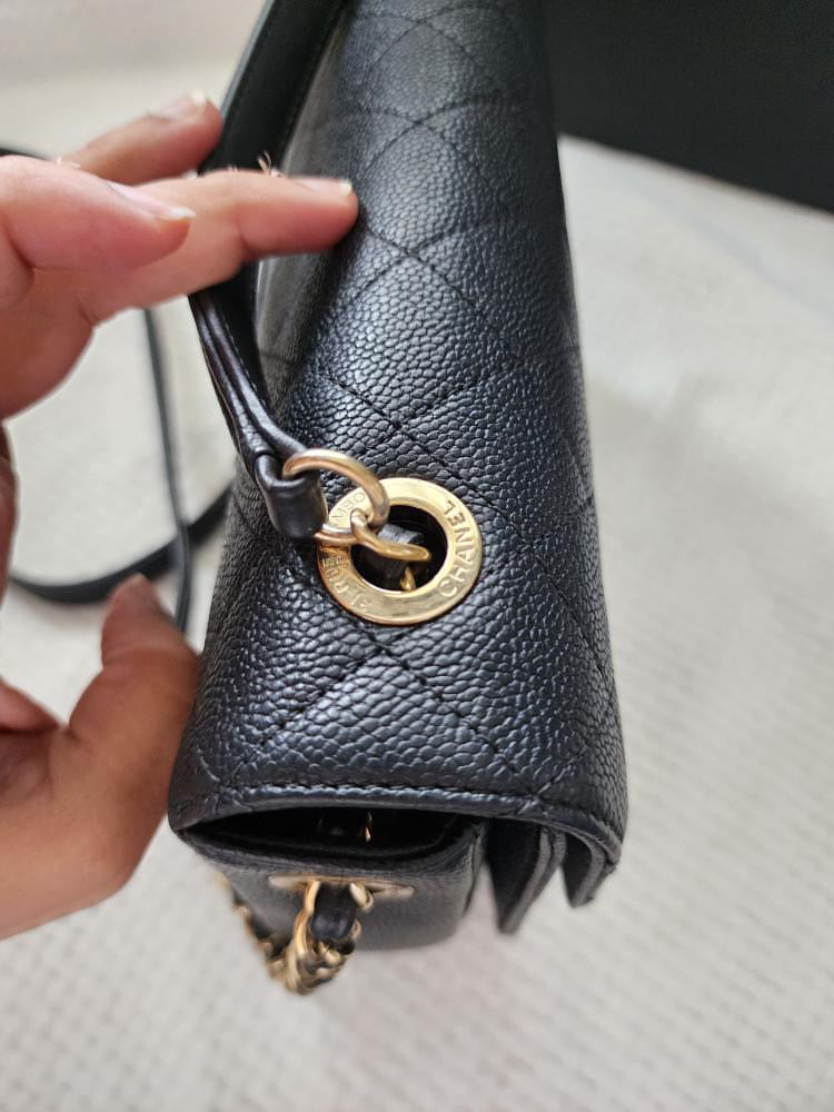 Chanel CC black caviar logo chain flap bag GHW