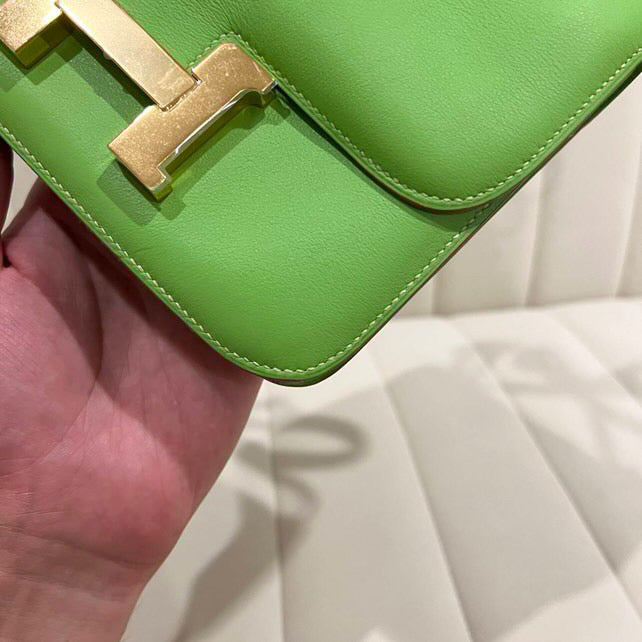 Hermes Constance 18 granny apple green swift GHW