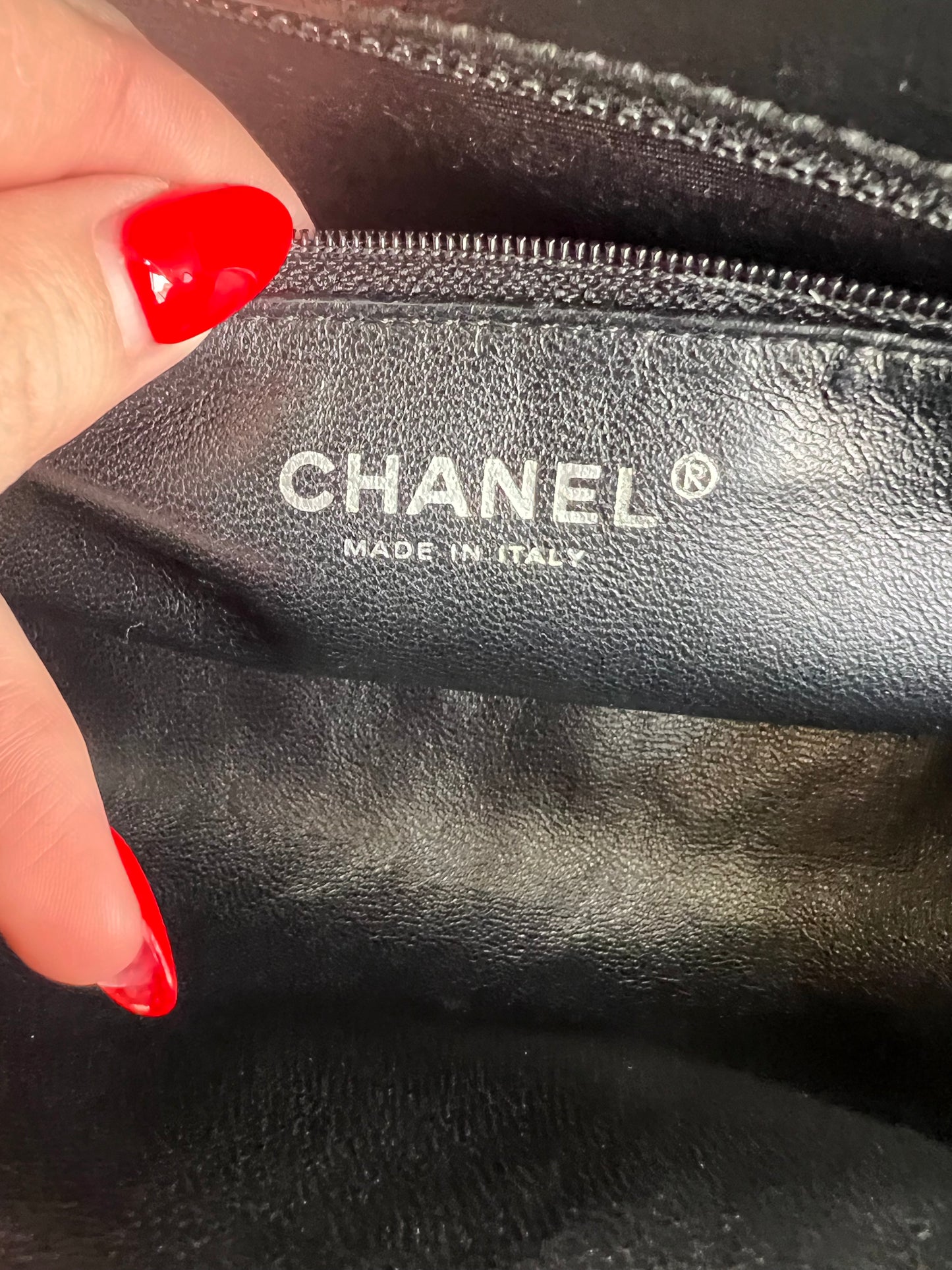 Chanel black caviar timeless CC kisslock clutch SHW