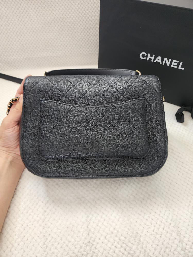 Chanel CC black caviar logo chain flap bag GHW